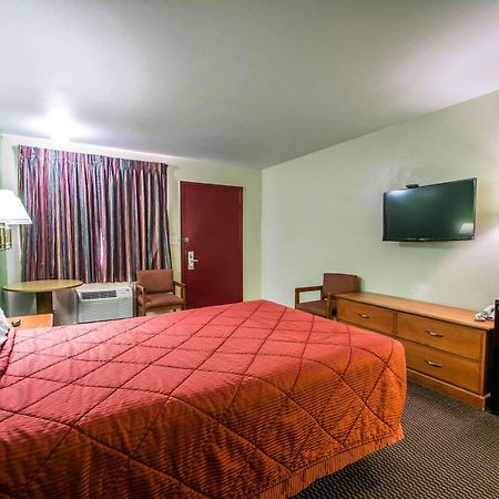 Rodeway Inn Fort Pierce I-95 Екстериор снимка