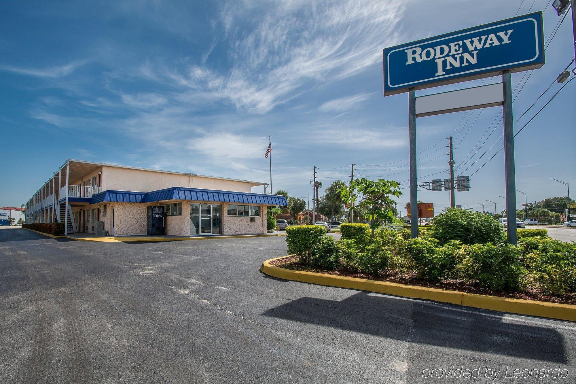 Rodeway Inn Fort Pierce I-95 Екстериор снимка