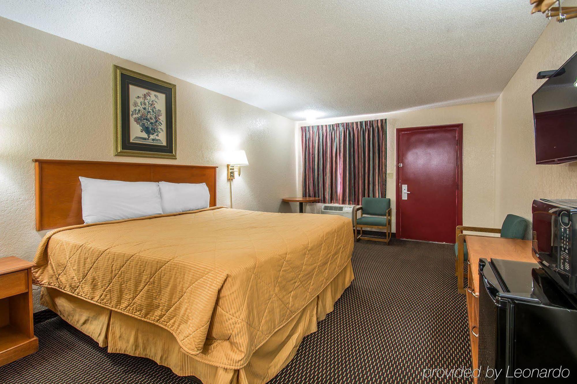 Rodeway Inn Fort Pierce I-95 Екстериор снимка